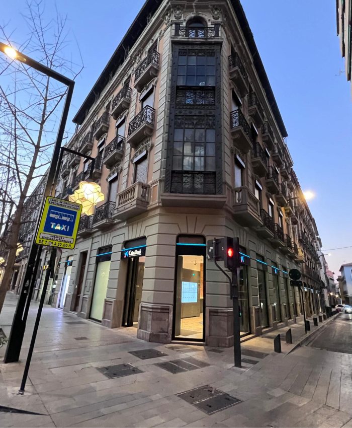 Caixabank Oficina 4224 Store Gran Vía 19